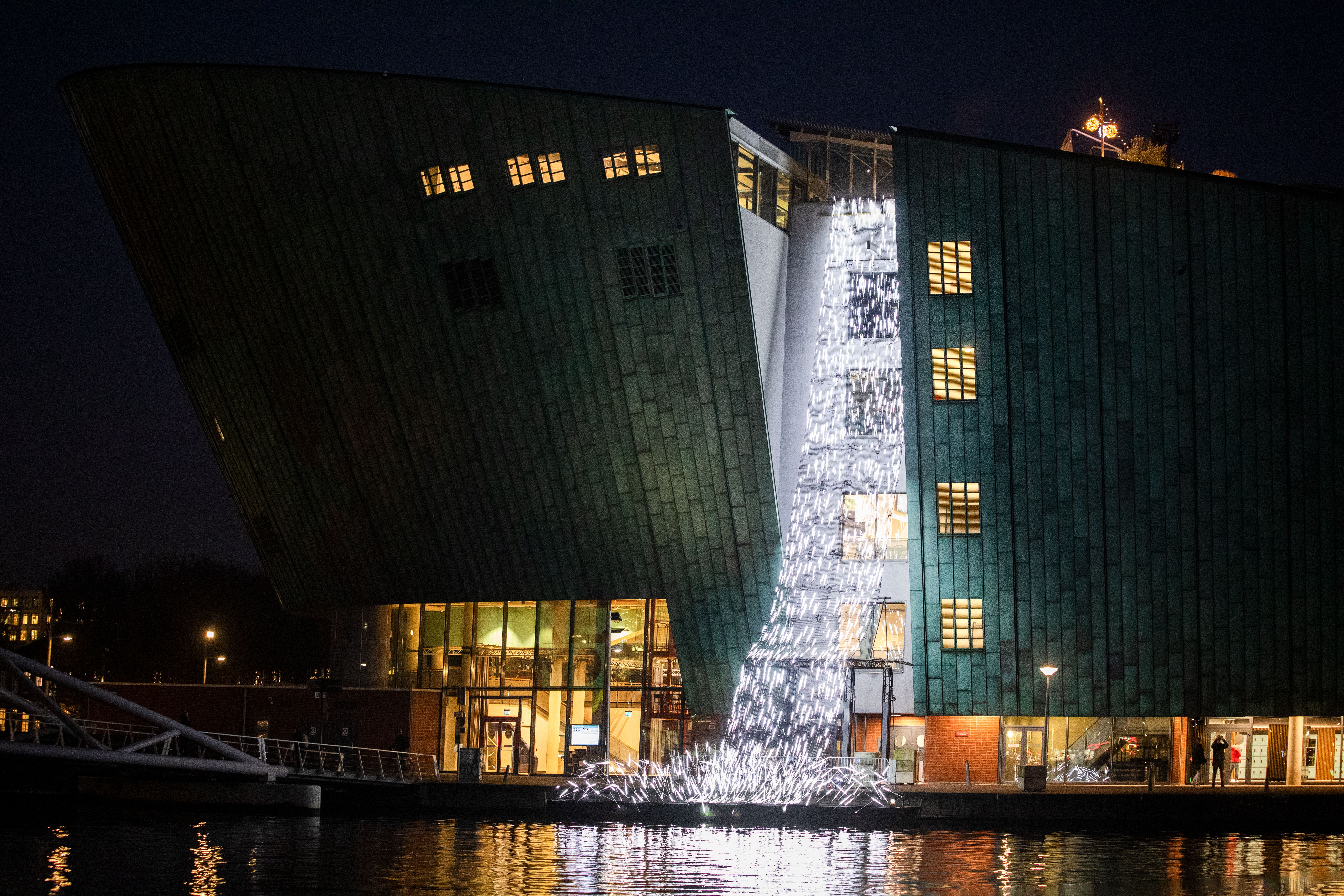Inversion Waterfall by UxU Studio — Amsterdam Light Festival Edition 15